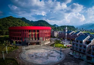 5月6日,連南半程馬拉松賽開跑 6000名選手將跑進百里瑤山