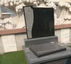 耕地上建墳墓不符合土地管理的相關法律規定